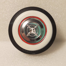 Load image into Gallery viewer, "The Monarch" 50s style hubcap set for 1:10 RC